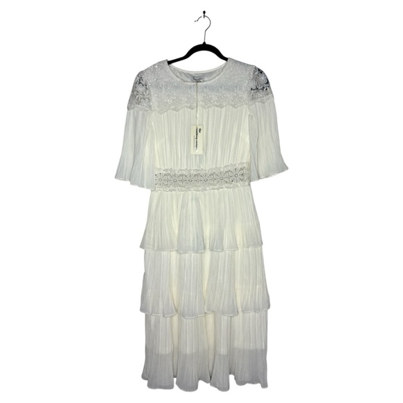 The Clothing Company Cream A-Line Flutter Sleeve Dress - Picture 2 of 6